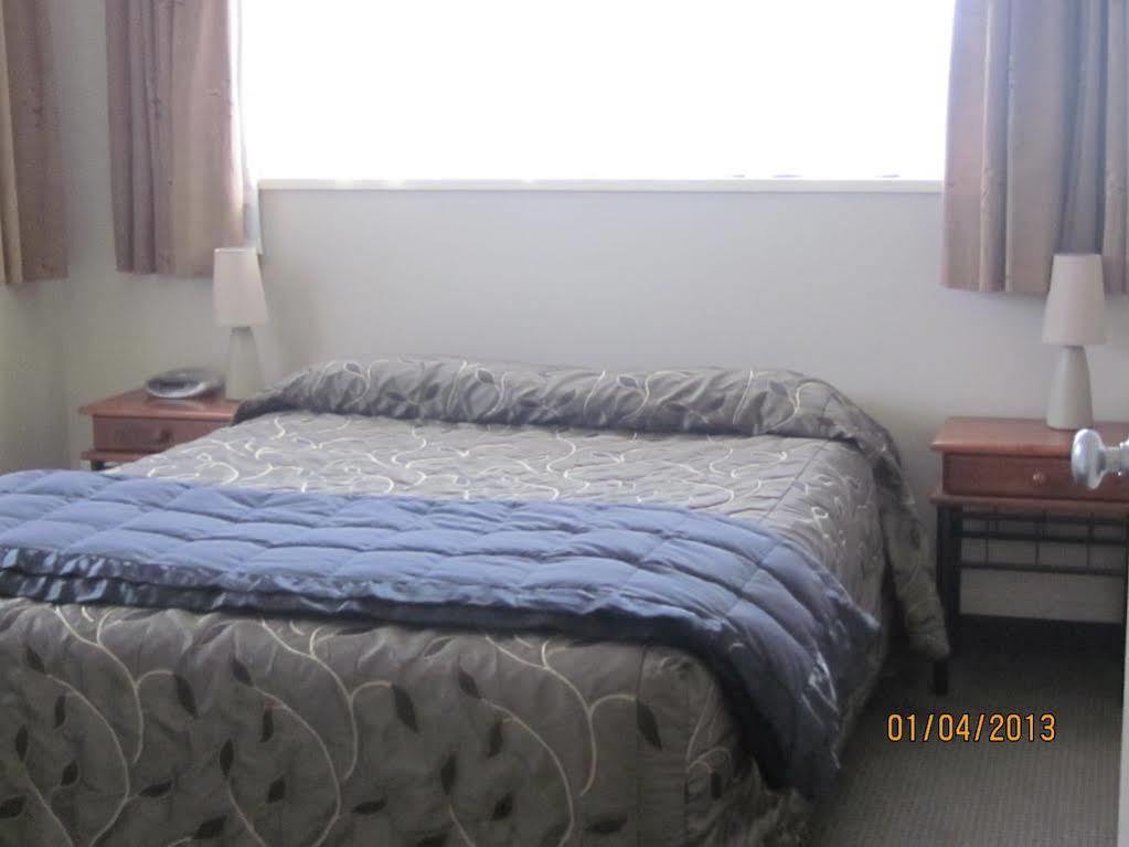 Bonnie Knights Motel Мозгіл Екстер'єр фото